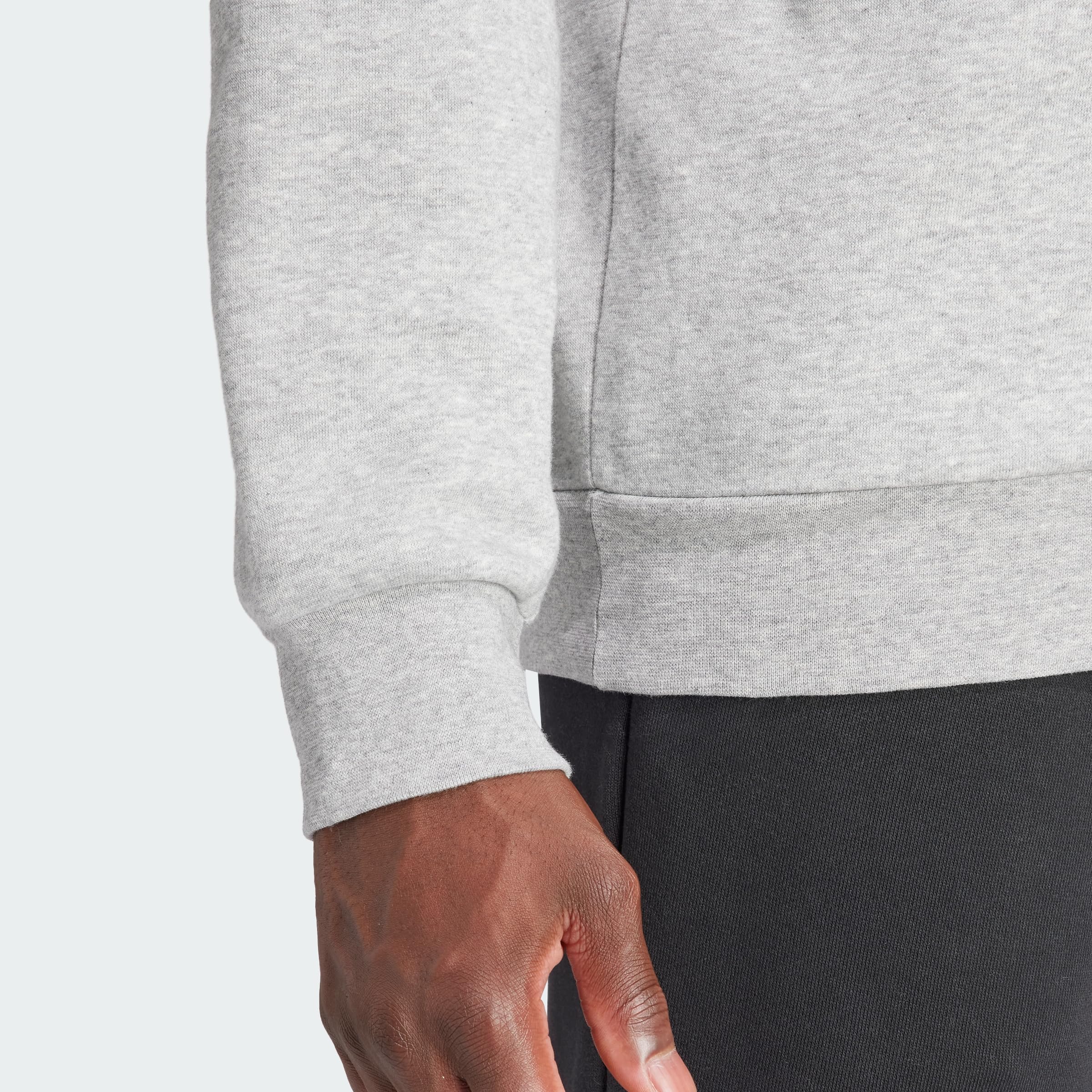 adidas Feelcozy Essentials Fleece Sweatshirt, Sudadera de manga larga Hombre, Medium Grey Heather / Black, XXL