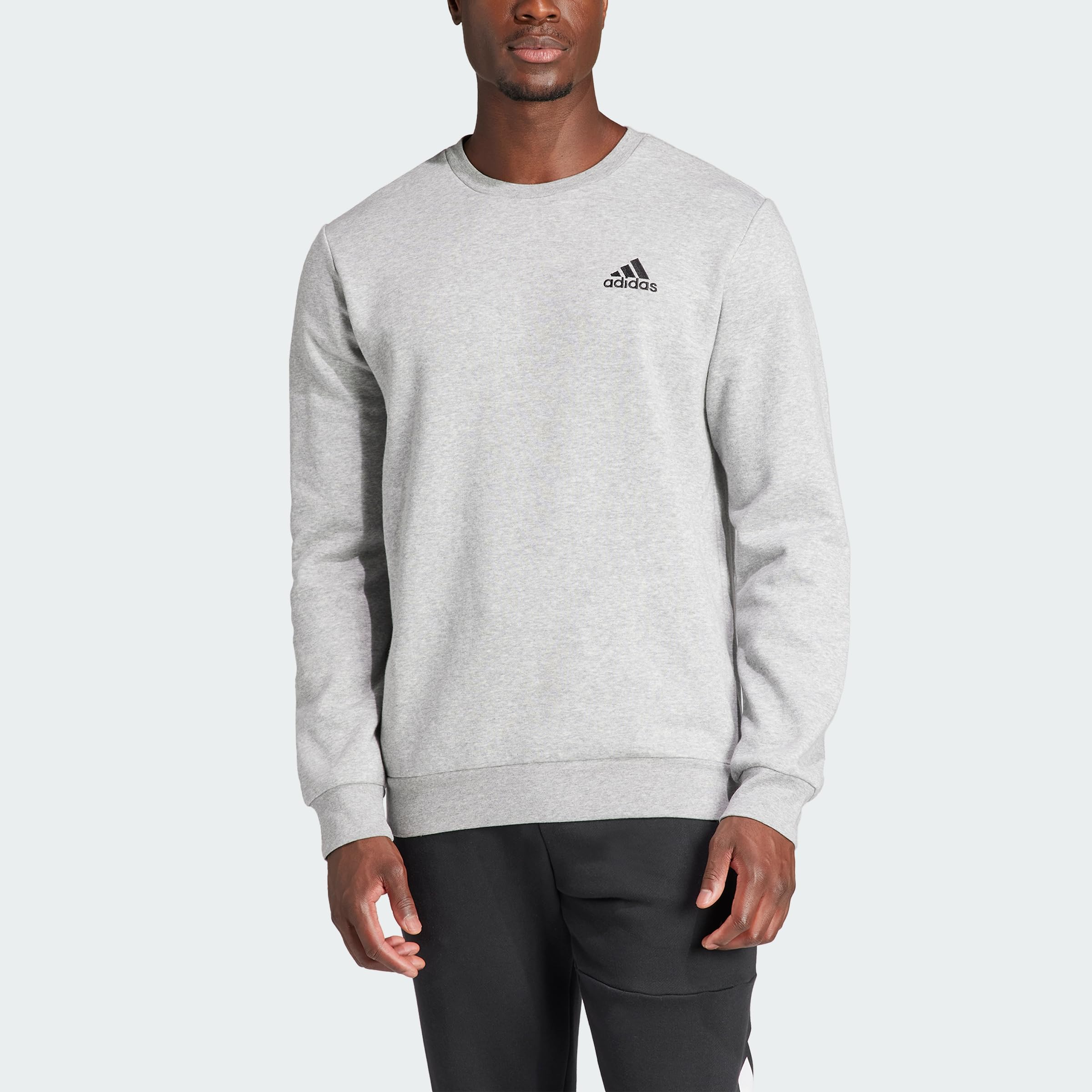 adidas Feelcozy Essentials Fleece Sweatshirt, Sudadera de manga larga Hombre, Medium Grey Heather / Black, XXL