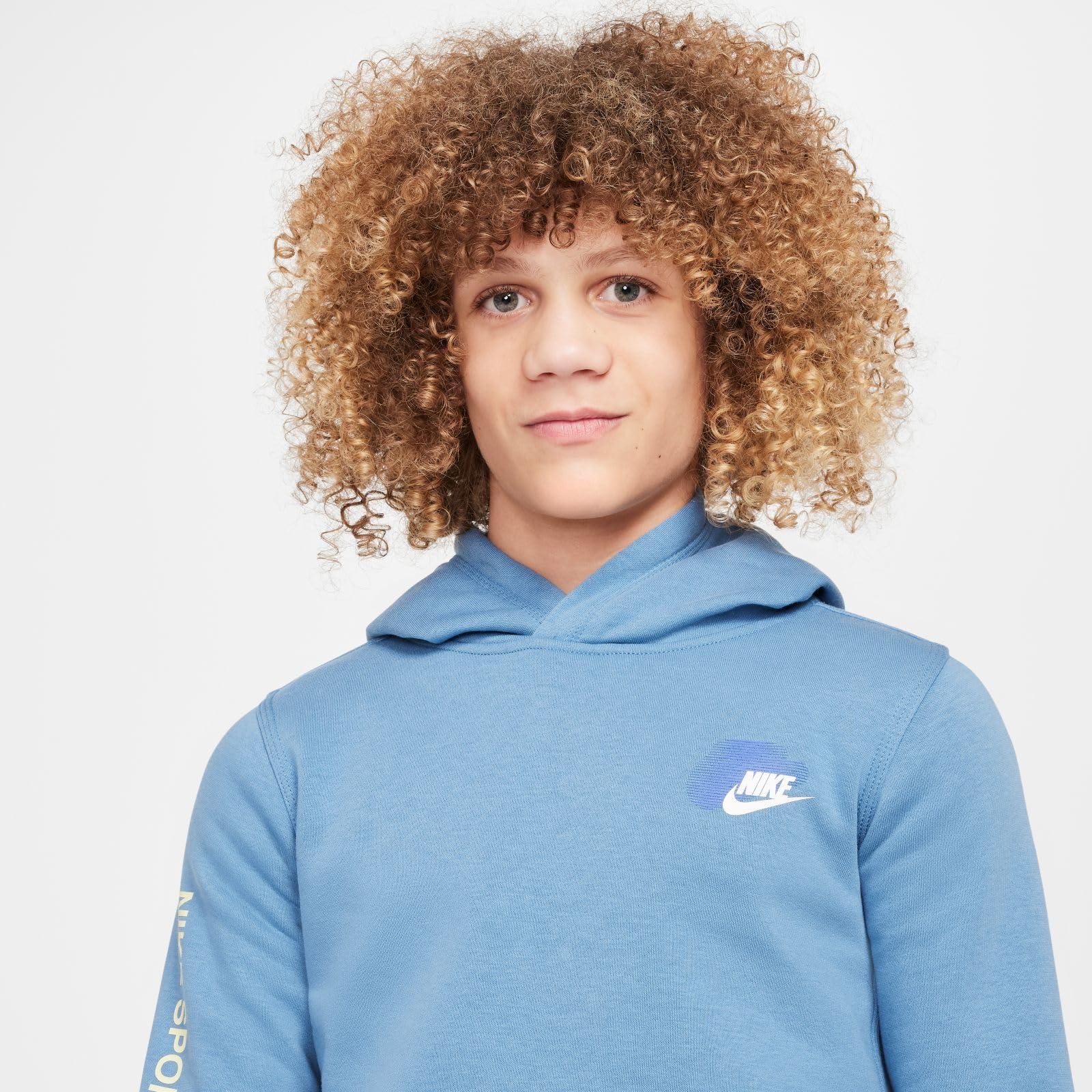 Nike Boys NSW Club Fleece Pullover Hoodie