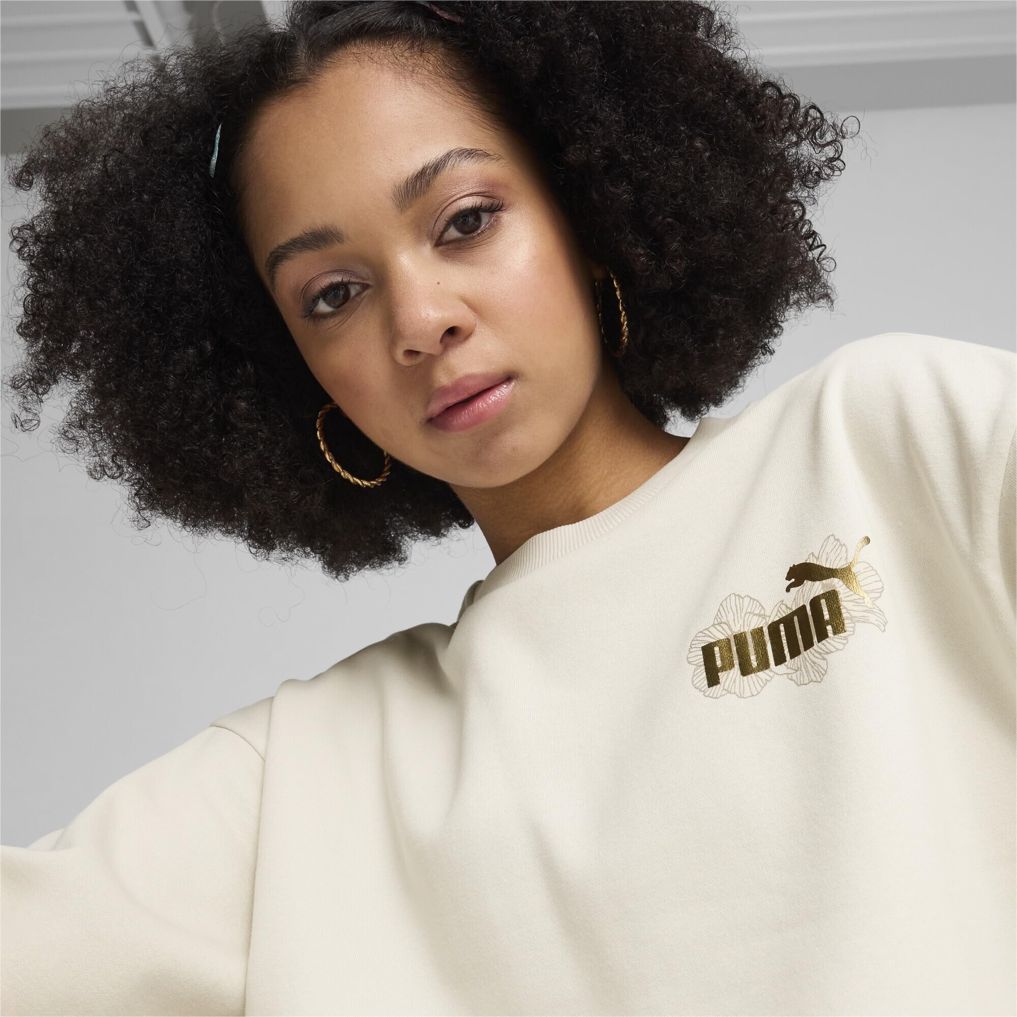 PUMA ESS+ Class Act Crew FL Sudor Mujer